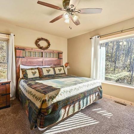Walnut Ridge Cabin. Sleeps 7-11! Hot Tub, Pool Table, Minutes To Downtown Gatlinburg! Ngoại thất bức ảnh
